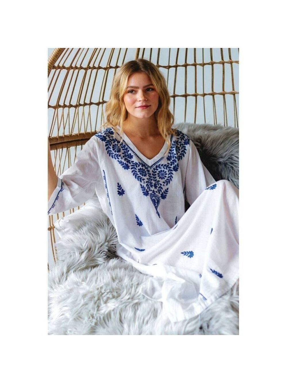 Sevya Handmade Parama Embroidered Caftan One Size